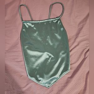 Cropped and Backless green shirt, Size S